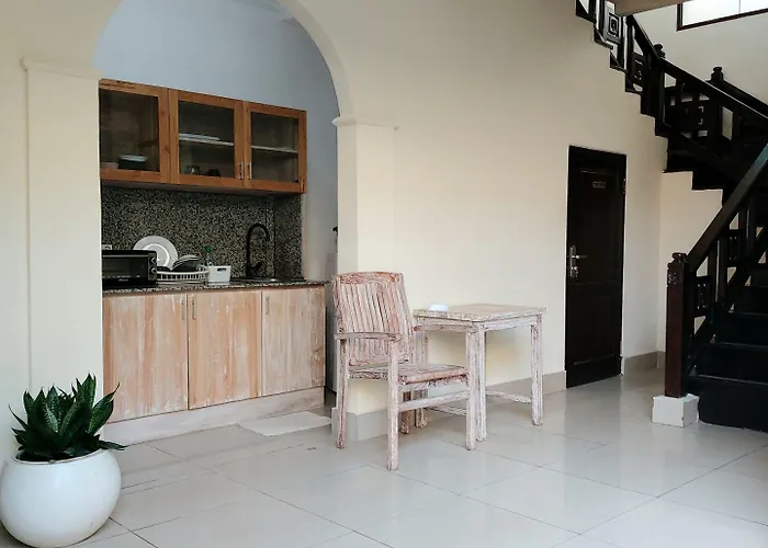 Radha Bali Hotel 2*